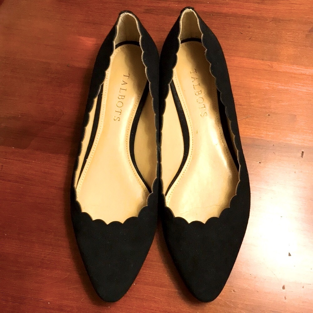 Final Price- TALBOTS Edison Scallop Genuine Suede Flats - Picture 7 of 16